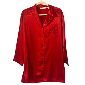 Victoria’s Secret Red Satin Long Sleeve Sleep Shirt Sz S